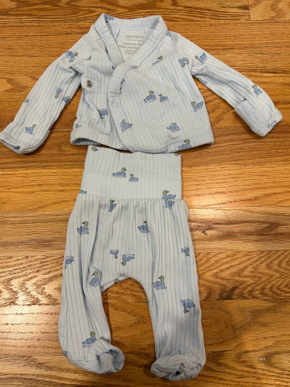 Solly Baby carters and more preemie bundle - Picture 2 of 6